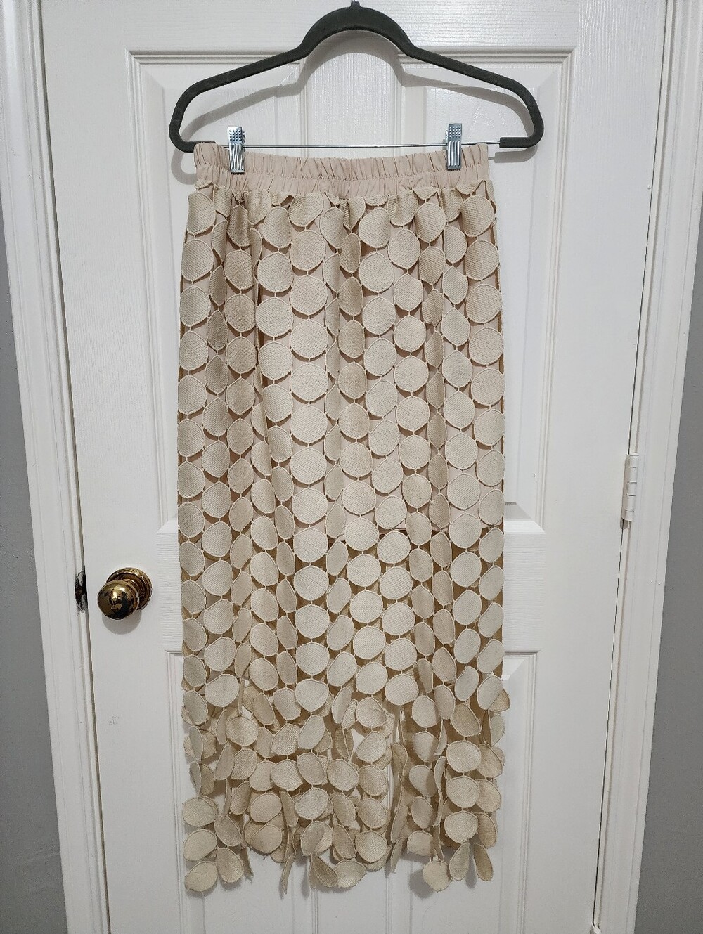 Cute Ivory Circle Detail Skirt